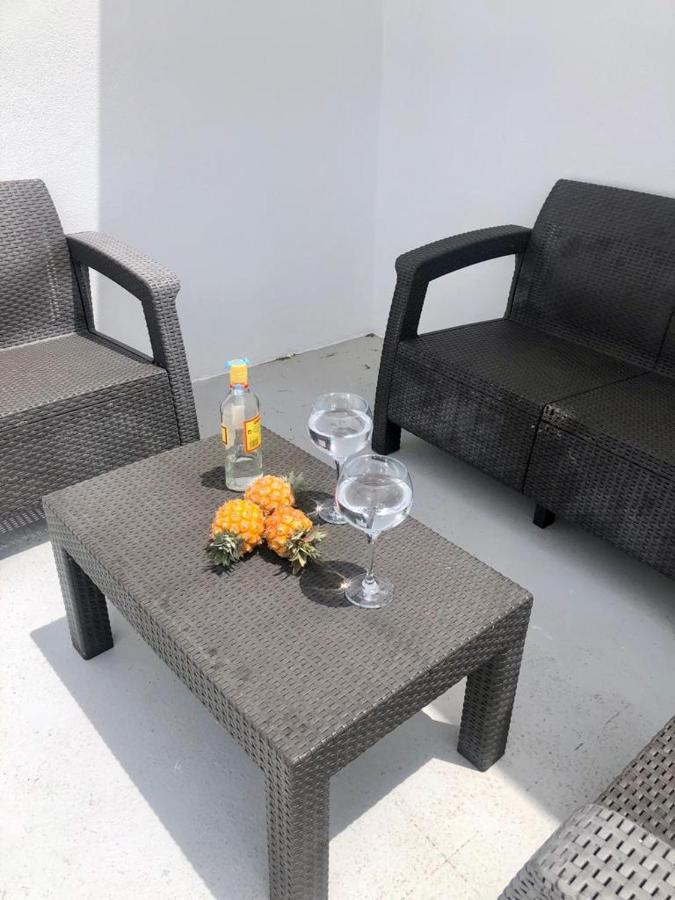 Azores Terrace Apartment T2 ปอนตาเดลกาดา ภายนอก รูปภาพ